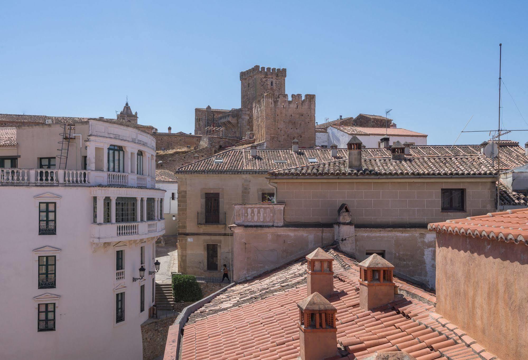 Baluart Apartments Caceres Exterior photo